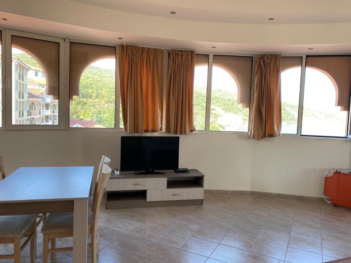 Andalusia Apartments Elenite Extérieur photo