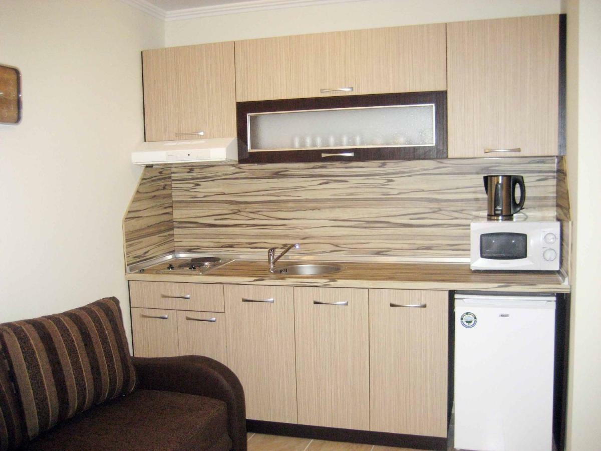 Andalusia Apartments Elenite Extérieur photo
