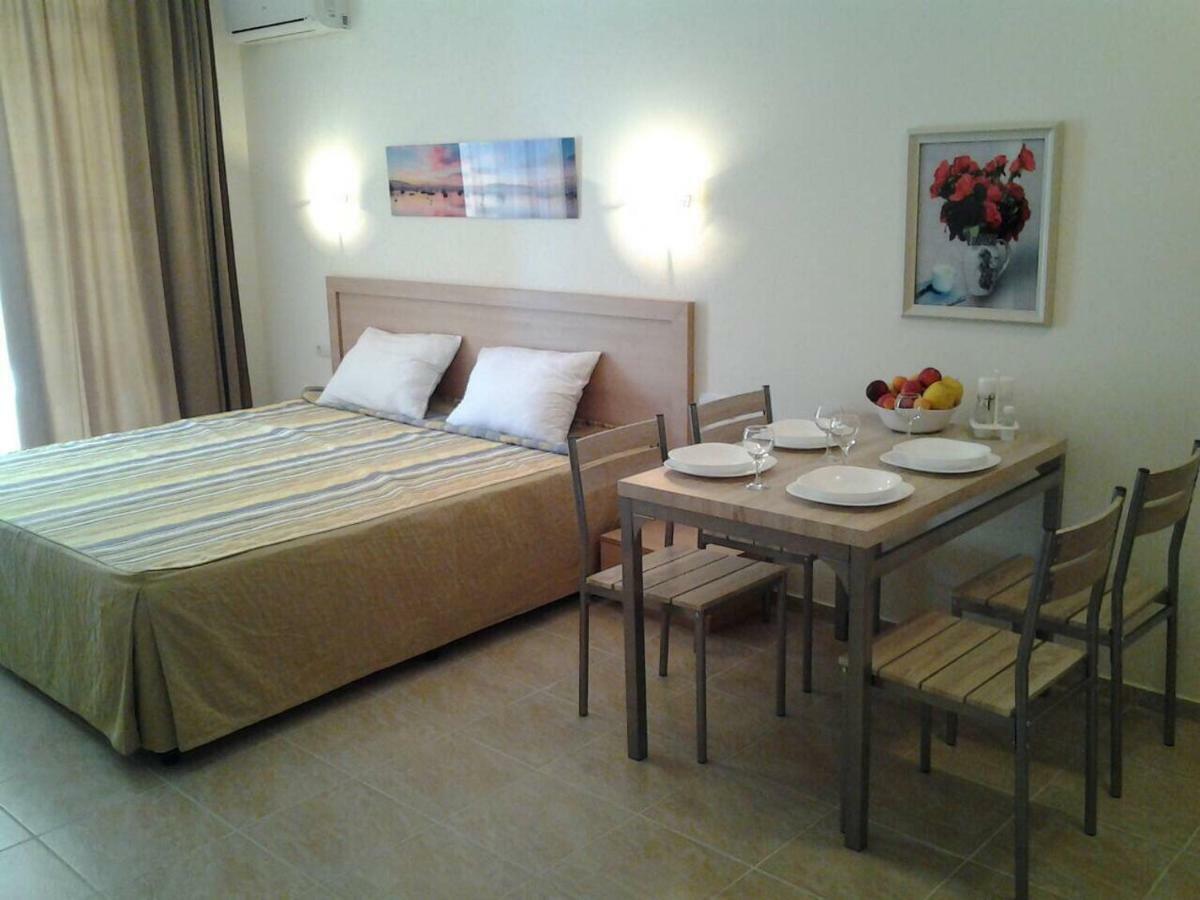 Andalusia Apartments Elenite Extérieur photo
